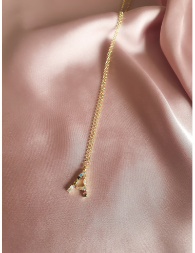 COLAR LETRA A PEQUENO CRAVADA COM PEDRAS