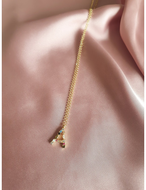 COLAR LETRA A PEQUENO CRAVADA COM PEDRAS