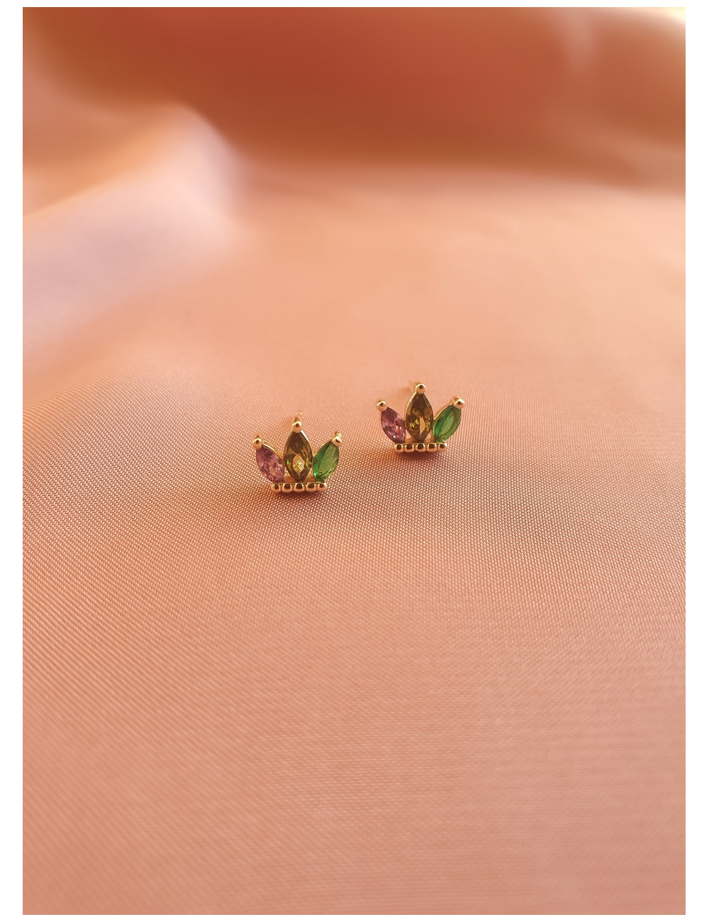 BRINCOS COLORFUL QUEEN PRATA DOURADA