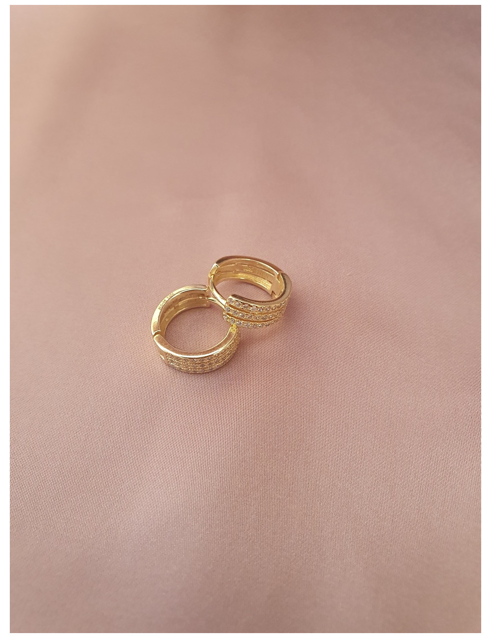 ARGOLAS ZIRCÓNIAS EM PRATA DOURADA