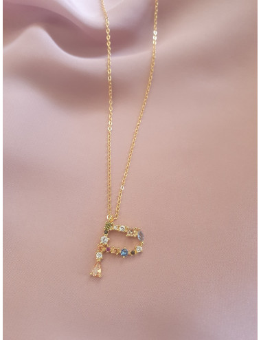 COLAR LETRA P CRAVADA COM PEDRAS