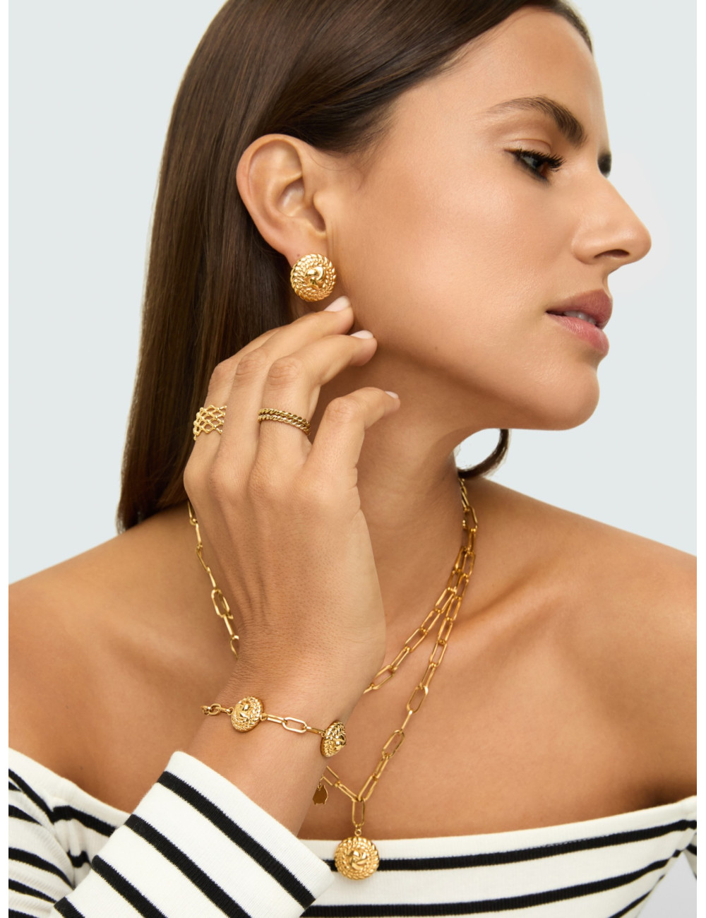 Colar One Neckmess Queen