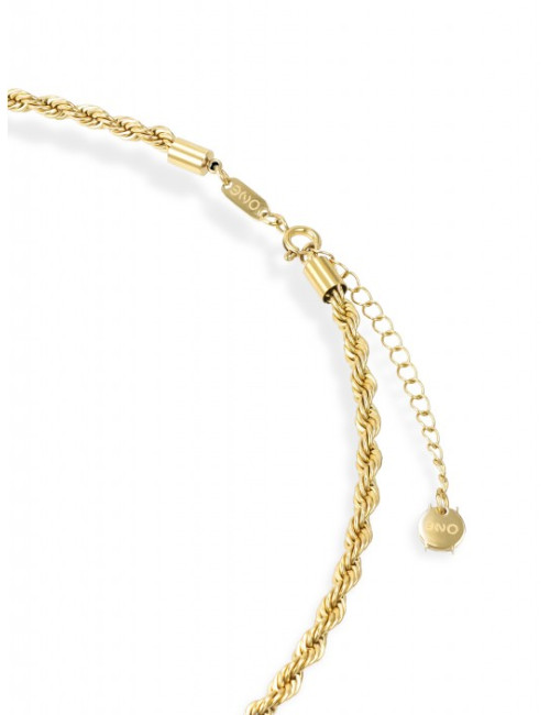 Set One Twisted Betrayal