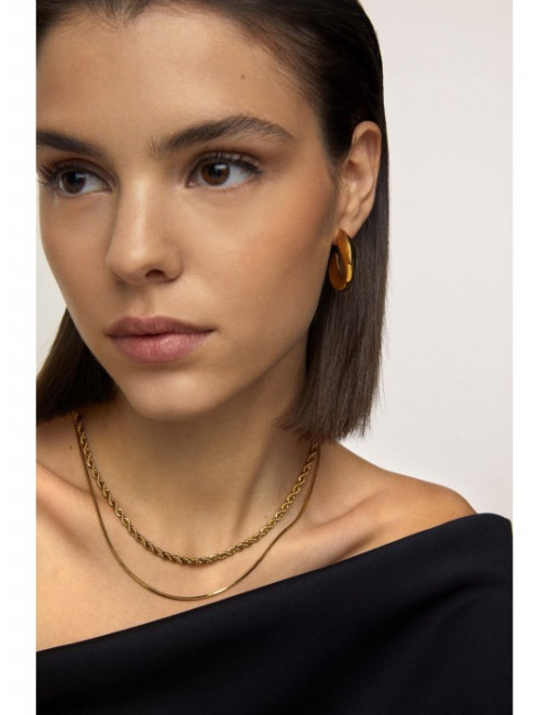 Set One Twisted Betrayal