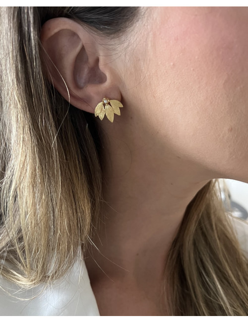 BRINCOS FOLHAS E PÉROLA PRATA DOURADA