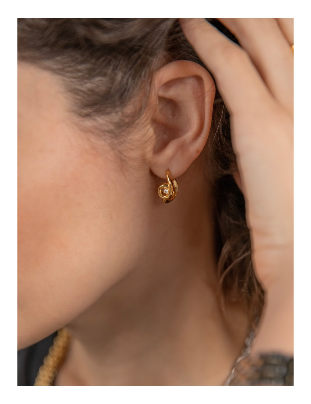 Brincos One Infinity Twisted Gold