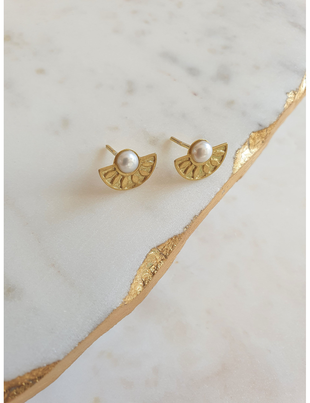 BRINCOS CLEO PRATA DOURADA