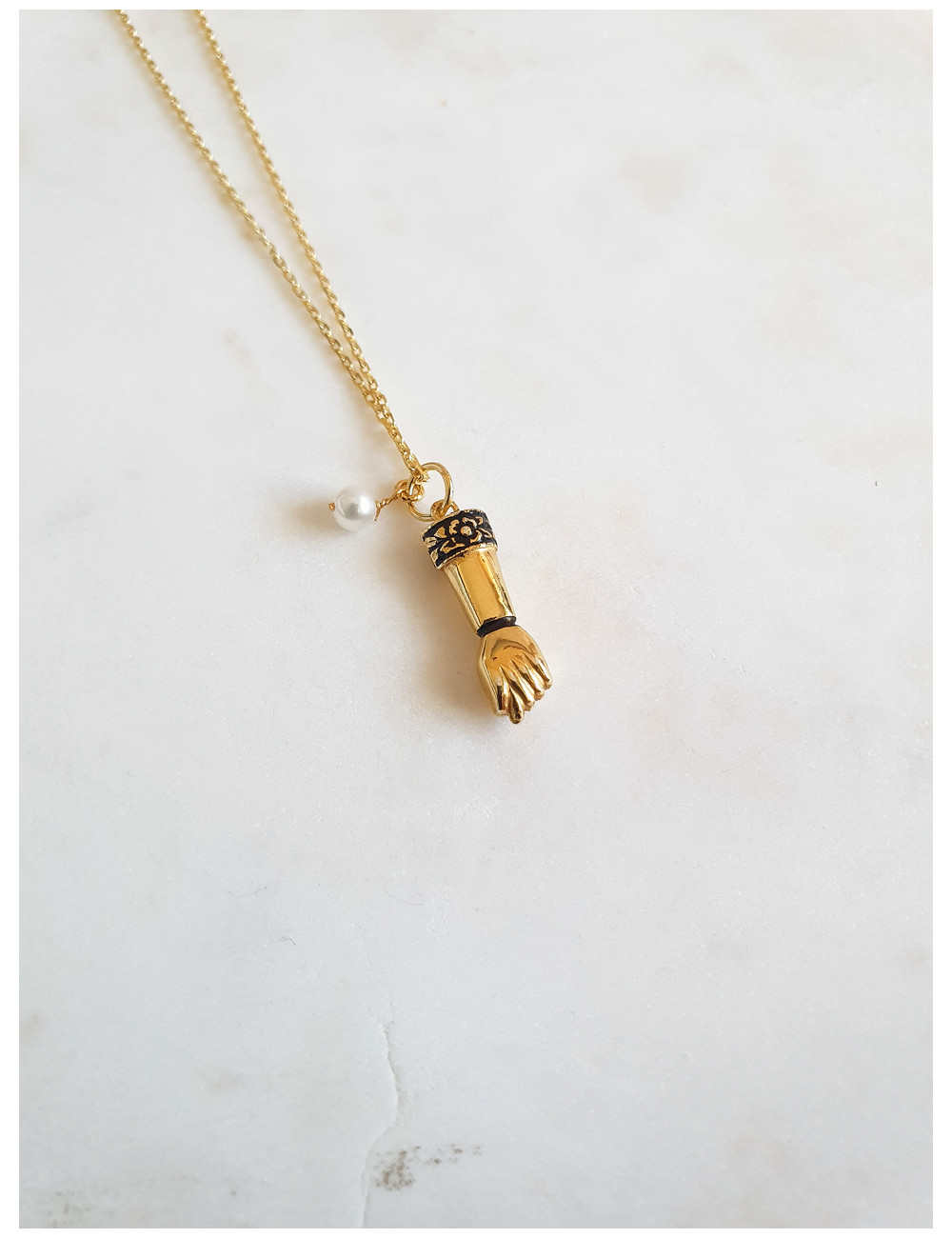 COLAR FISGA PRATA DOURADA