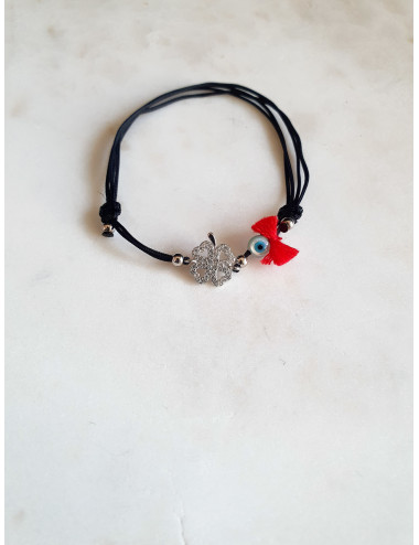 PULSEIRA EM FIO SEDA TREVO PRATA