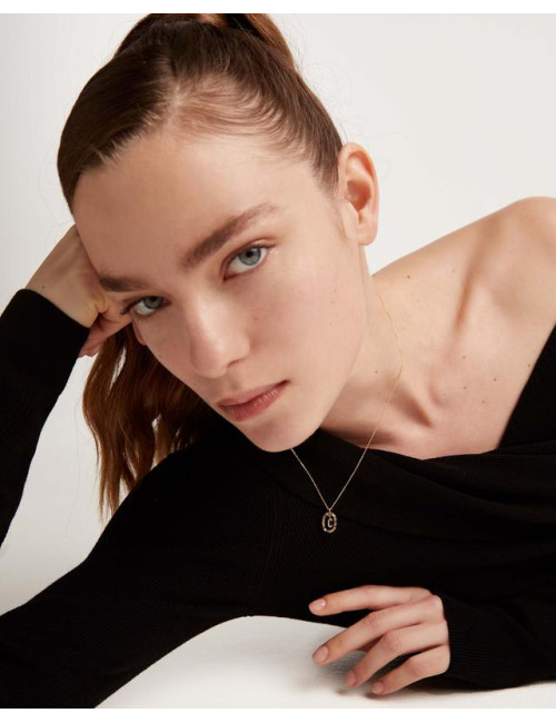 LETTER C GOLD NECKLACE PDPAOLA