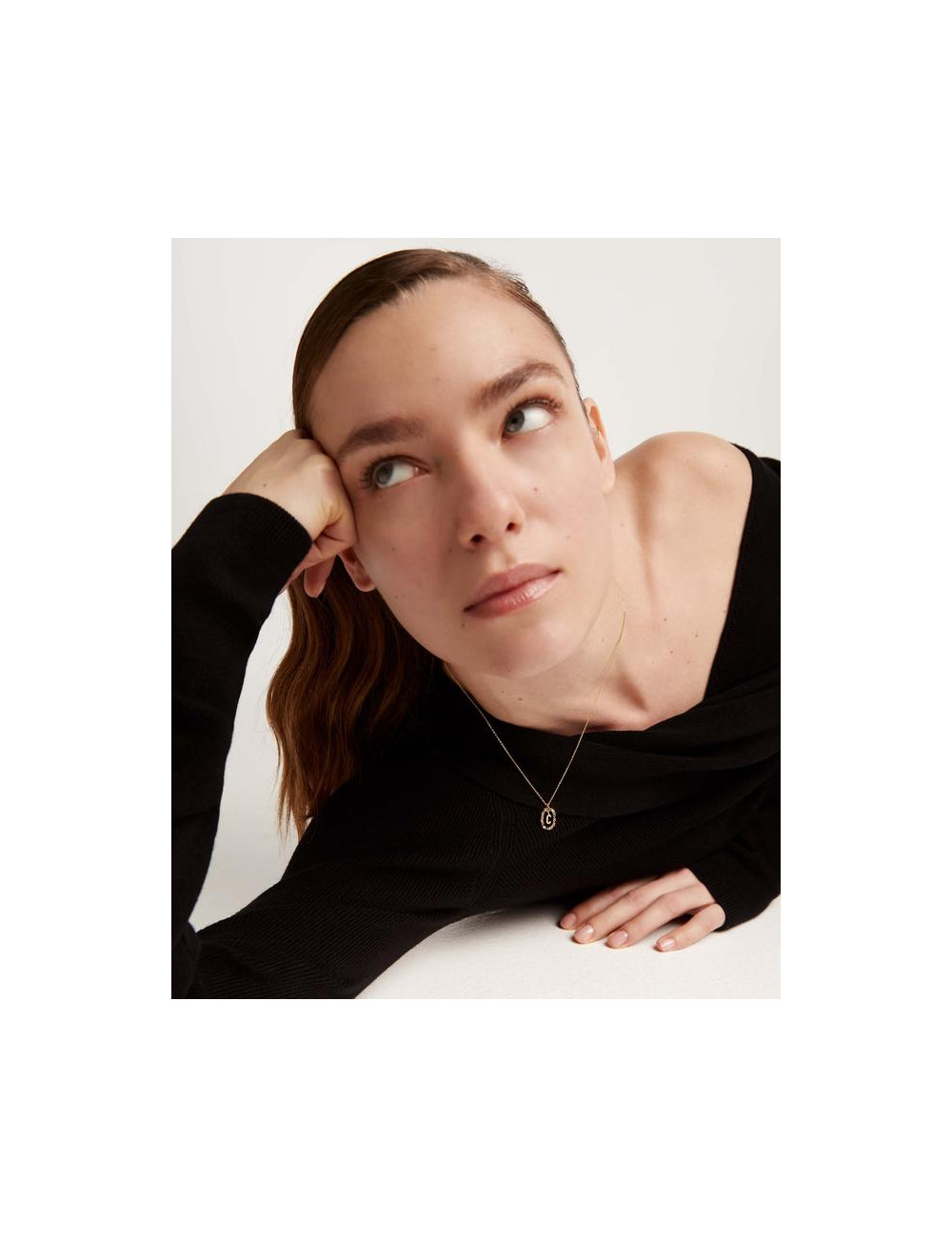 LETTER C GOLD NECKLACE PDPAOLA