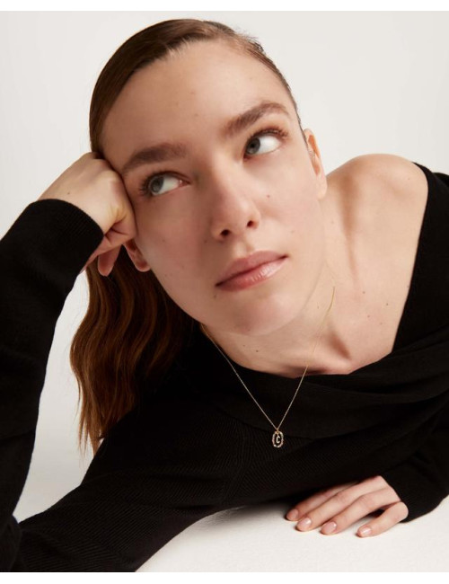 LETTER C GOLD NECKLACE PDPAOLA