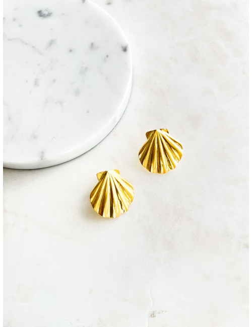 BRINCOS CONCHA PRATA DOURADA