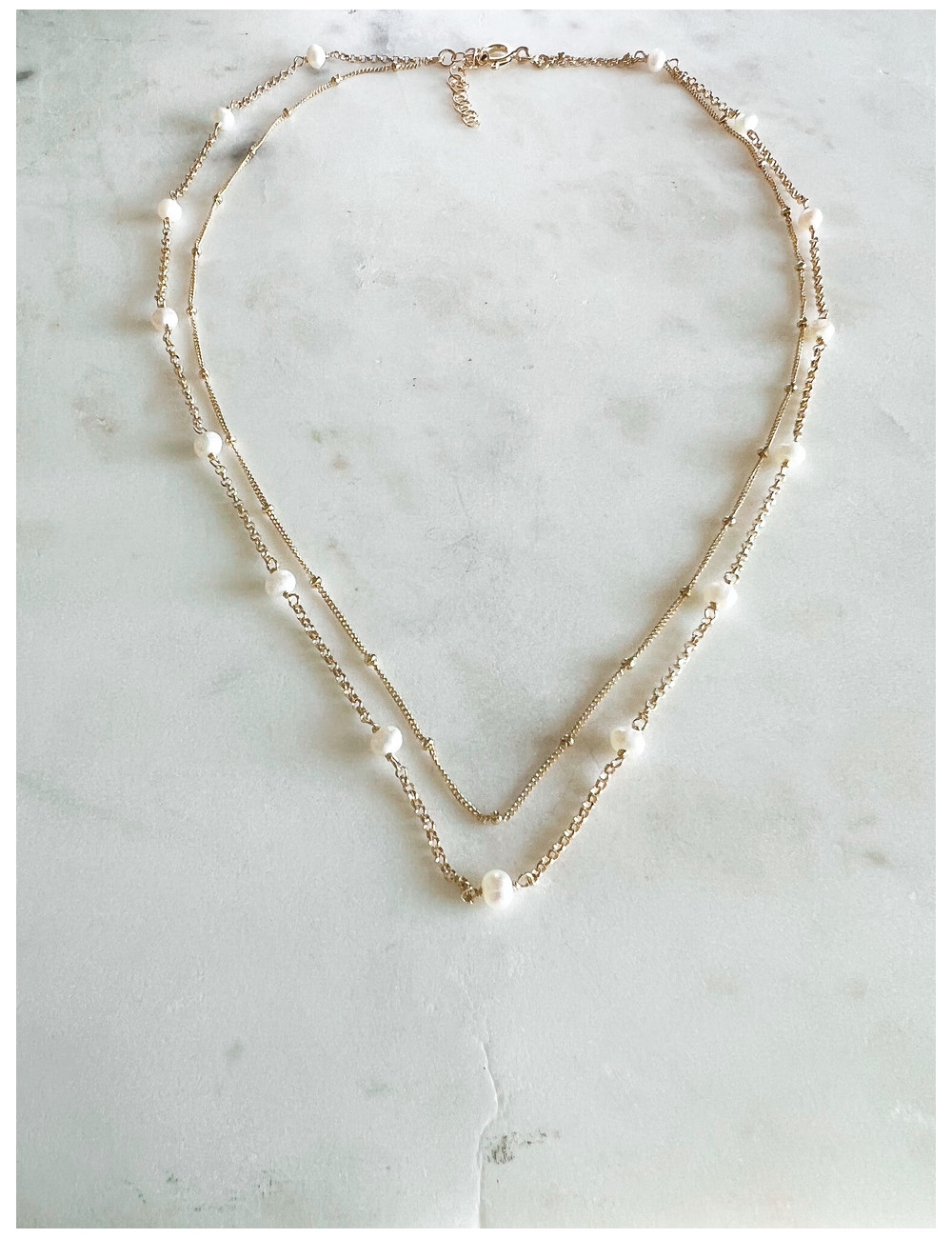 COLAR DUPLO COM PÉROLAS EM PRATA DOURADA