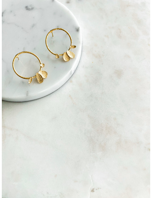 BRINCOS CIRCULO MARTELADO PRATA DOURADA