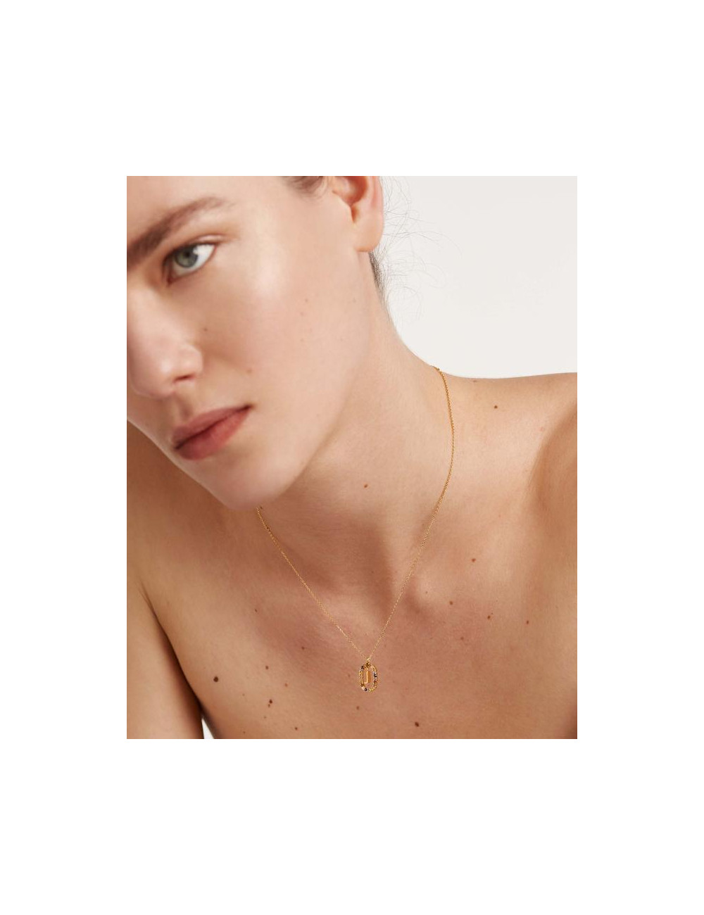 LETTER J GOLD NECKLACE PDPAOLA
