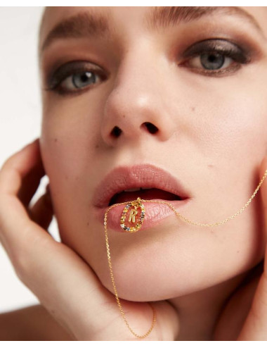 LETTER R GOLD NECKLACE PDPAOLA