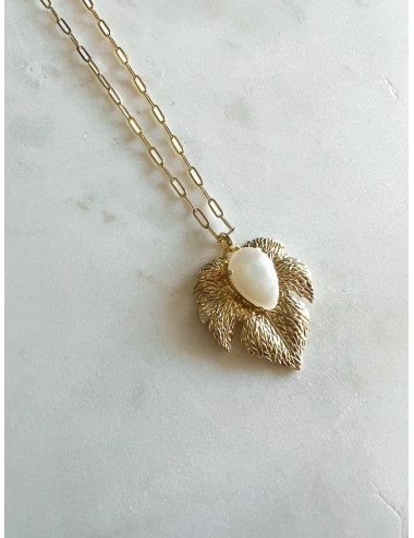 COLAR ELOS E FOLHA EM PRATA DOURADA