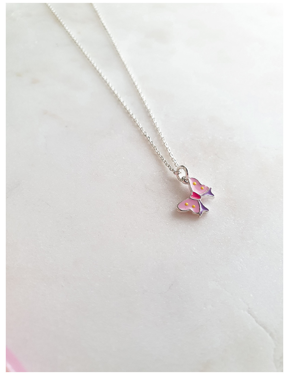 COLAR JUNIOR LAÇO ROSA ESMALTE PRATA