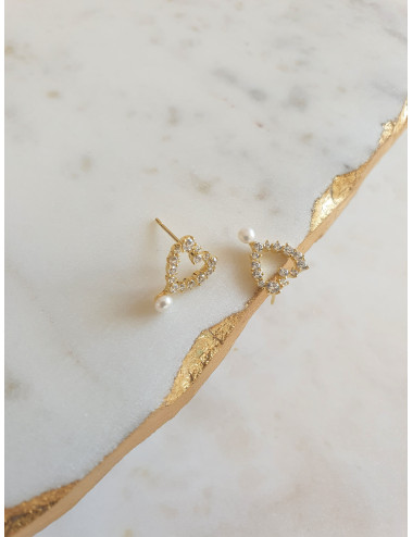 BRINCOS HEART PEARLY PRATA DOURADA