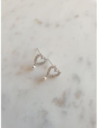 BRINCOS HEART PEARLY PRATA