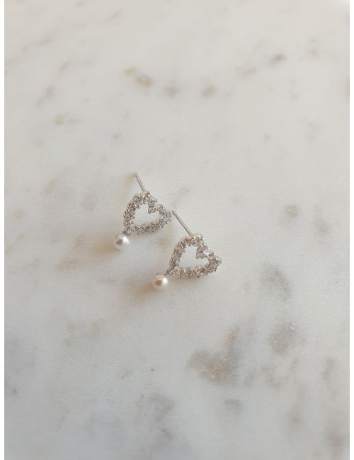 BRINCOS HEART PEARLY PRATA