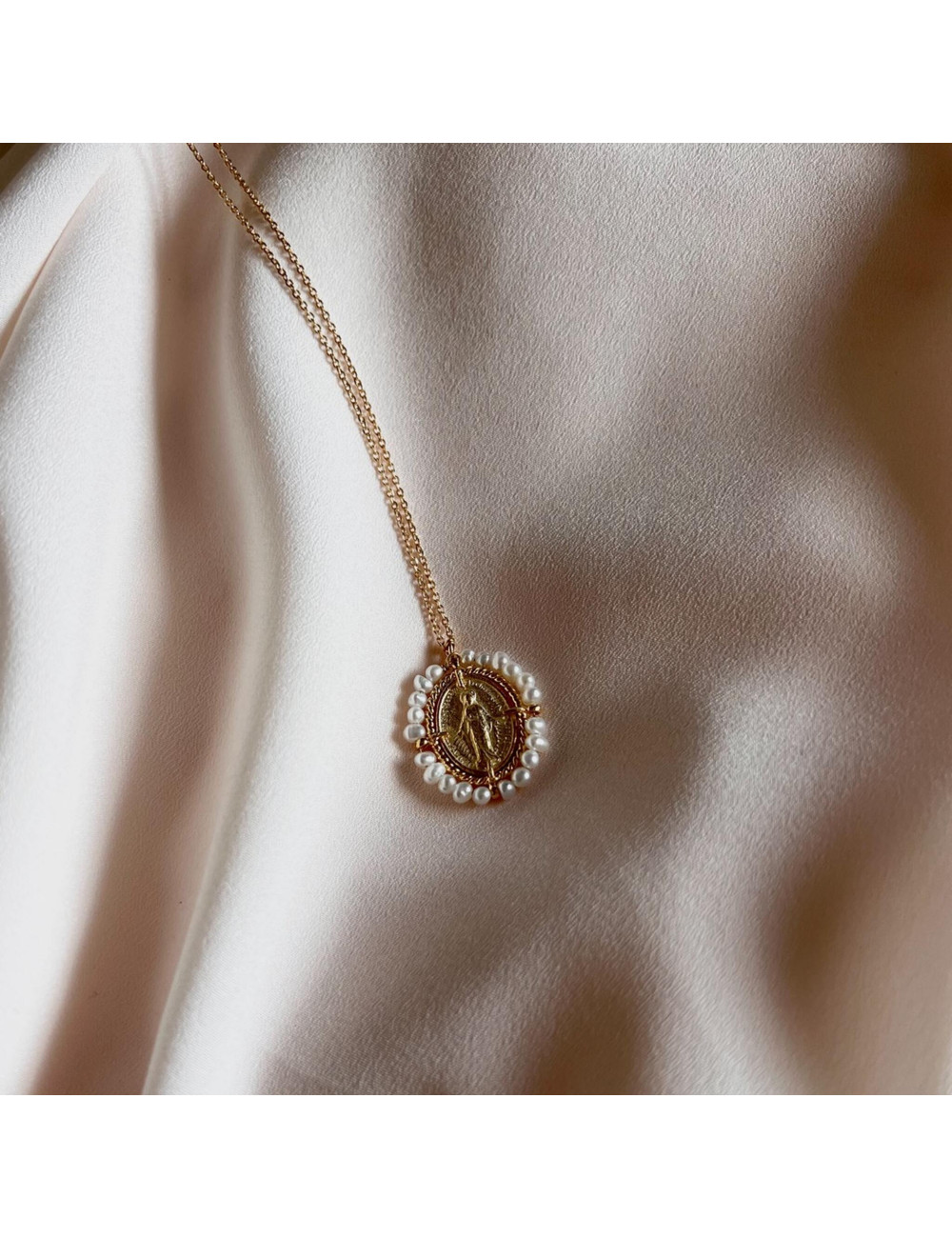 Colar Milagrosa Pérolas Prata Dourada