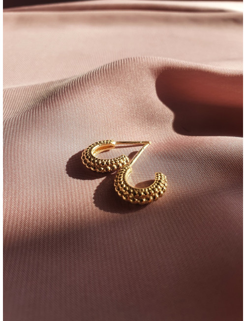 ARGOLAS PEQUENAS GRANITOS EM PRATA DOURADA